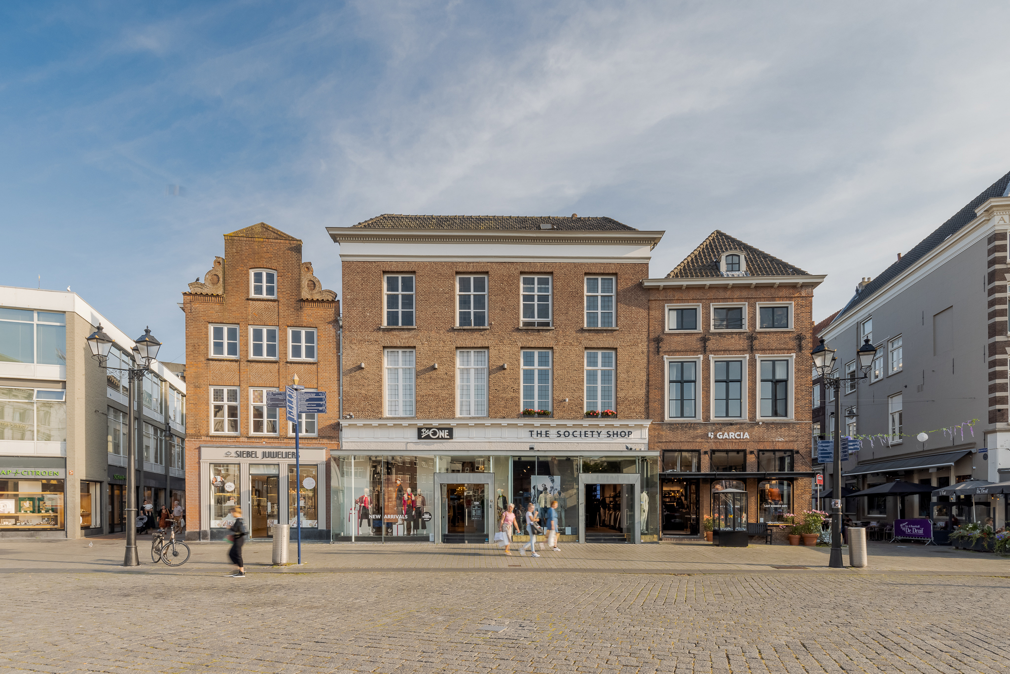 Op deze slide wordt getoond Den Bosch, Markt.