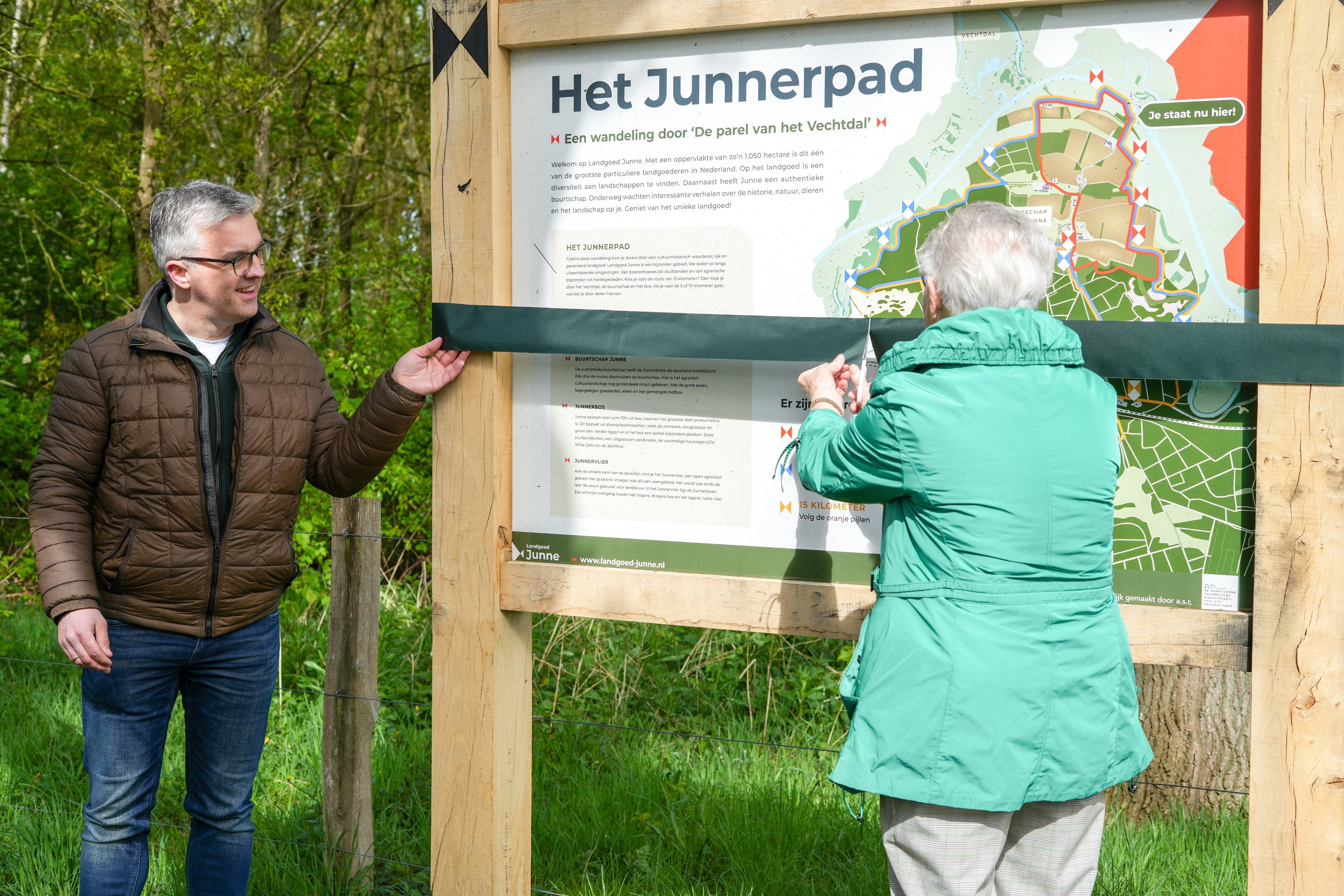 Opening Junnerpad Lowres