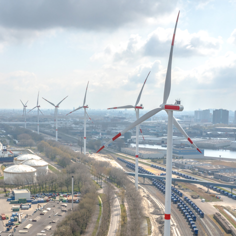 Op deze slide wordt getoond Windpark Nieuwe Hemweg_Fotografie Vattenfall.